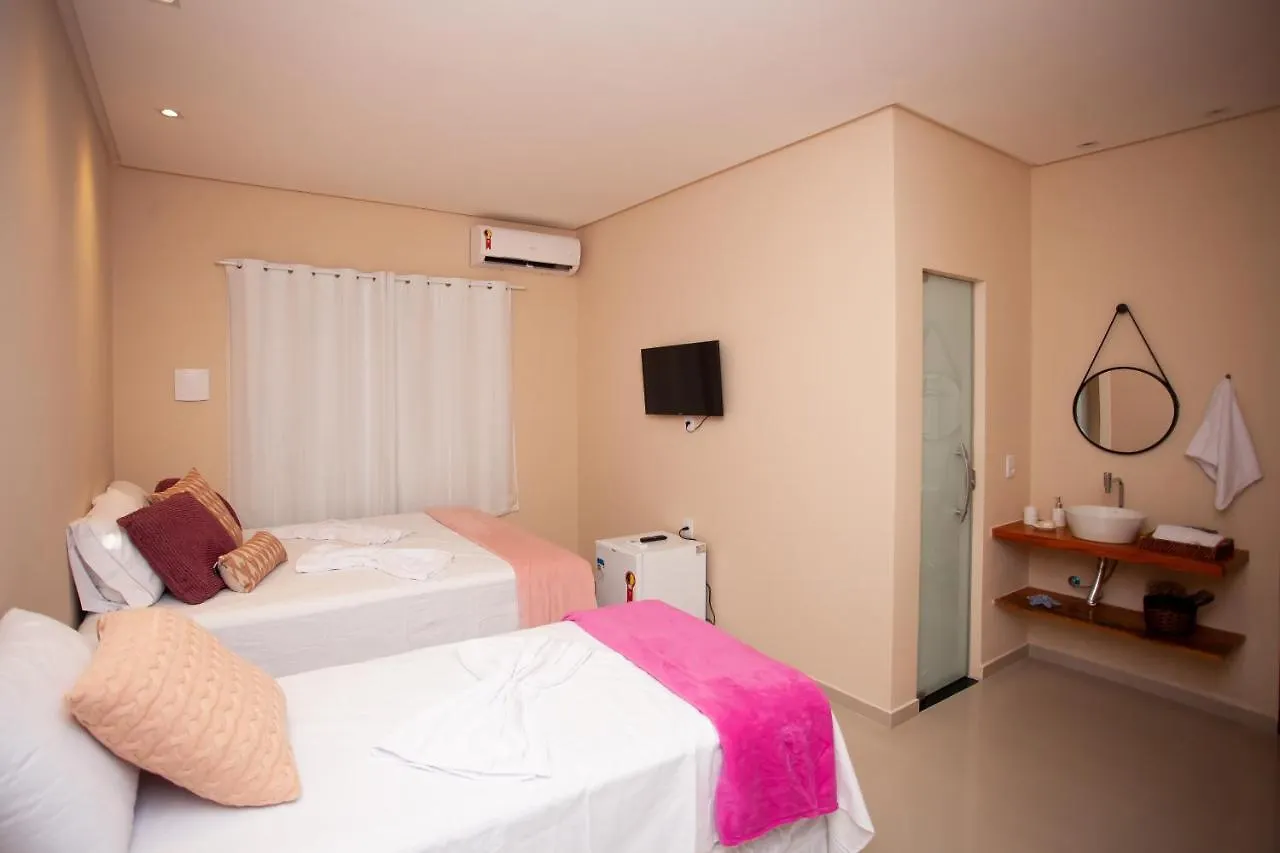 Guest house Kalug - Flats Com Wi-Fi 350Mbps A 5Min Da Praia Do Parracho Porto Seguro