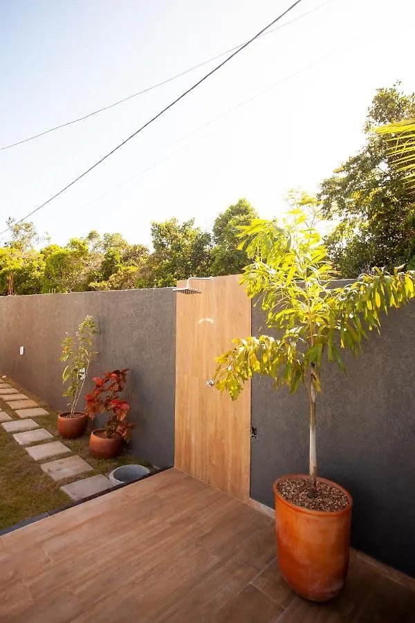Guest house Kalug - Flats Com Wi-Fi 350Mbps A 5Min Da Praia Do Parracho Porto Seguro